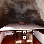 Castillo Lanzarote Sophie - Luxury -sleep In A Volcanic Cave With Heated Pool * Tías