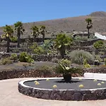 Villa Castillo Lanzarote Sophie - Luxury -sleep In A Volcanic Cave With Heated Pool
