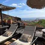 Castillo Lanzarote Sophie - Luxury -sleep In A Volcanic Cave With Heated Pool Tías