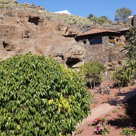 Castillo Lanzarote Sophie - Luxury -sleep In A Volcanic Cave With Heated Pool Villa