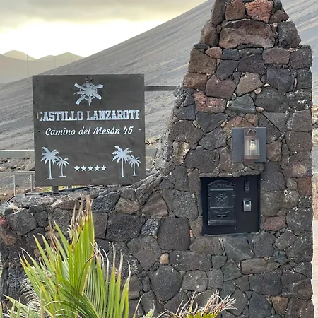 Castillo Lanzarote Sophie - Luxury -sleep In A Volcanic Cave With Heated Pool ヴィラ ティアス