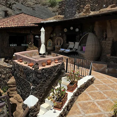 Castillo Lanzarote Sophie - Luxury -sleep In A Volcanic Cave With Heated Pool ヴィラ *