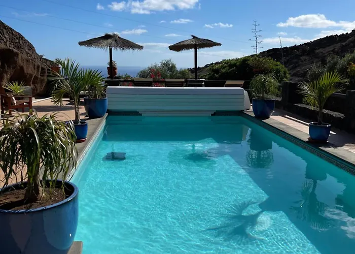 Castillo Lanzarote Sophie - Luxury -sleep In A Volcanic Cave With Heated Pool Villa *