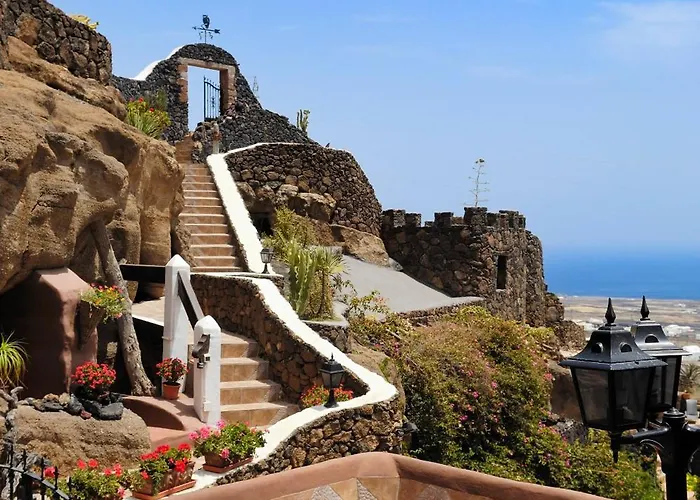 Castillo Lanzarote Sophie - Luxury -sleep In A Volcanic Cave With Heated Pool Villa