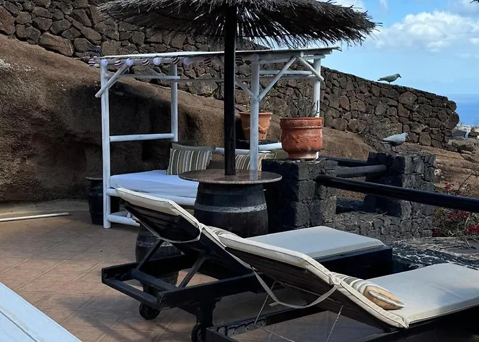 Castillo Lanzarote Sophie - Luxury -sleep In A Volcanic Cave With Heated Pool Tías