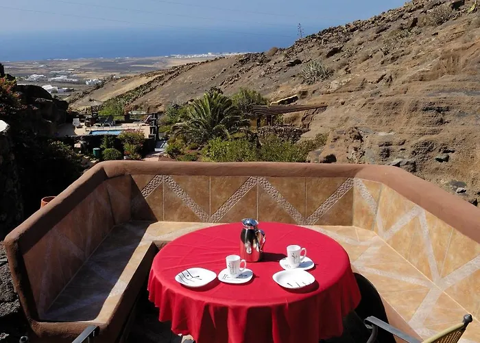 Villa Castillo Lanzarote Sophie - Luxury -sleep In A Volcanic Cave With Heated Pool *