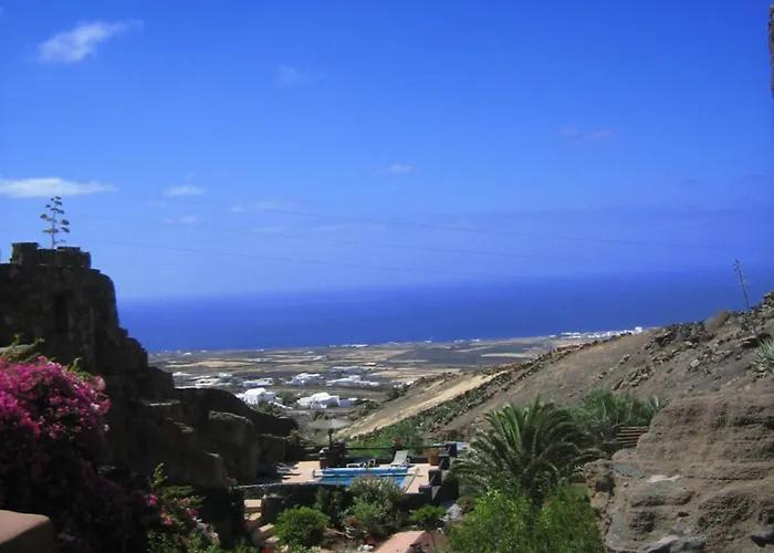 Castillo Lanzarote Sophie - Luxury -sleep In A Volcanic Cave With Heated Pool Villa