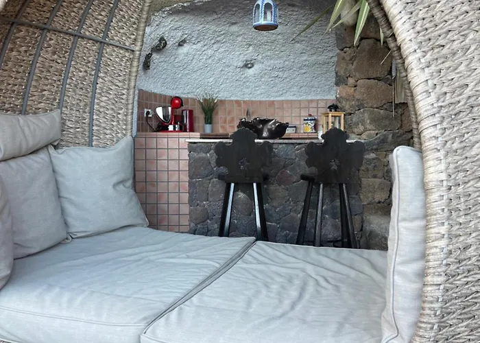 Castillo Lanzarote Sophie - Luxury -sleep In A Volcanic Cave With Heated Pool Tías