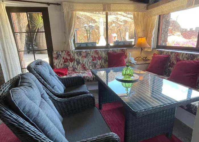 Castillo Lanzarote Sophie - Luxury -sleep In A Volcanic Cave With Heated Pool Villa *