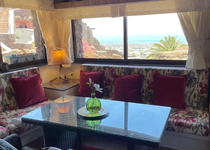 Castillo Lanzarote Sophie - Luxury -sleep In A Volcanic Cave With Heated Pool *