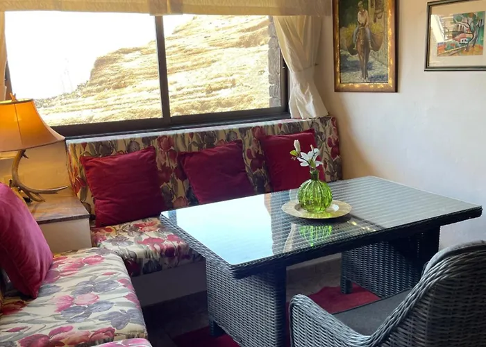 Villa Castillo Lanzarote Sophie - Luxury -sleep In A Volcanic Cave With Heated Pool Tías